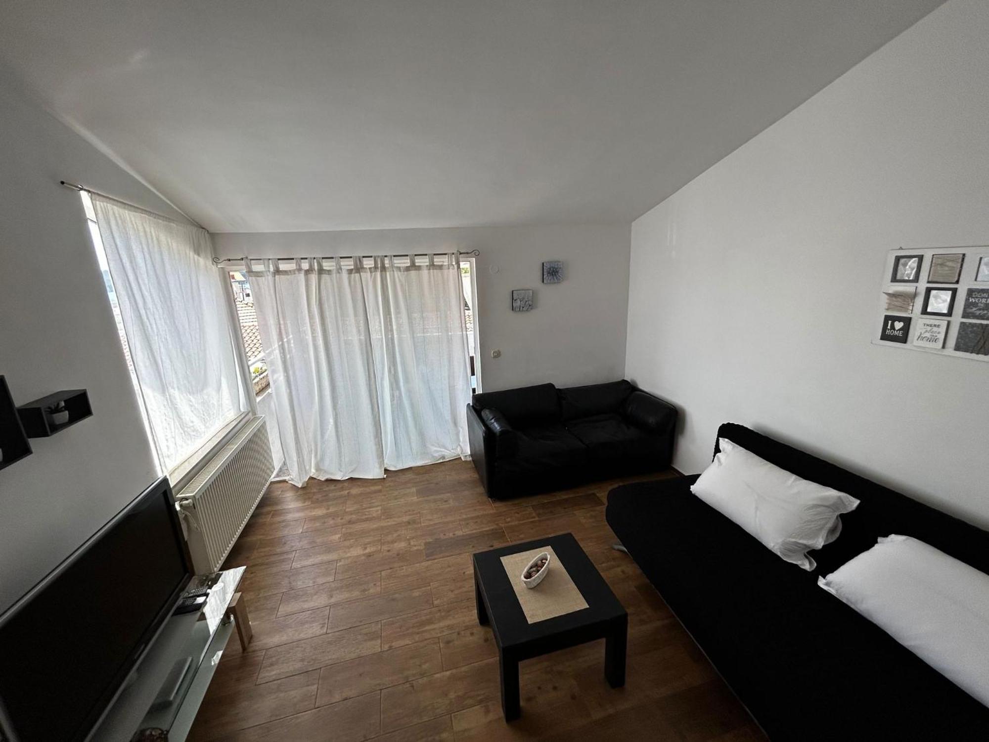 פירובאץ Apartments Petrovic מראה חיצוני תמונה