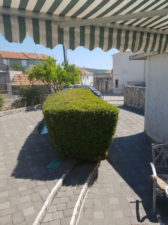 פירובאץ Apartments Petrovic מראה חיצוני תמונה